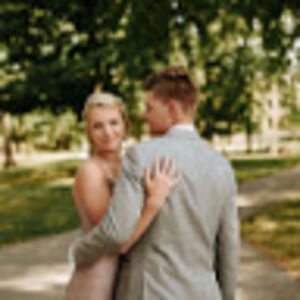 Meet your Posher, Avery